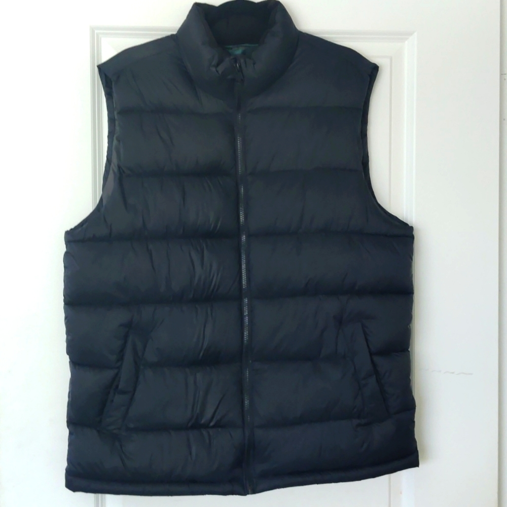 Old Navy Sleeveless Puffer Jacket